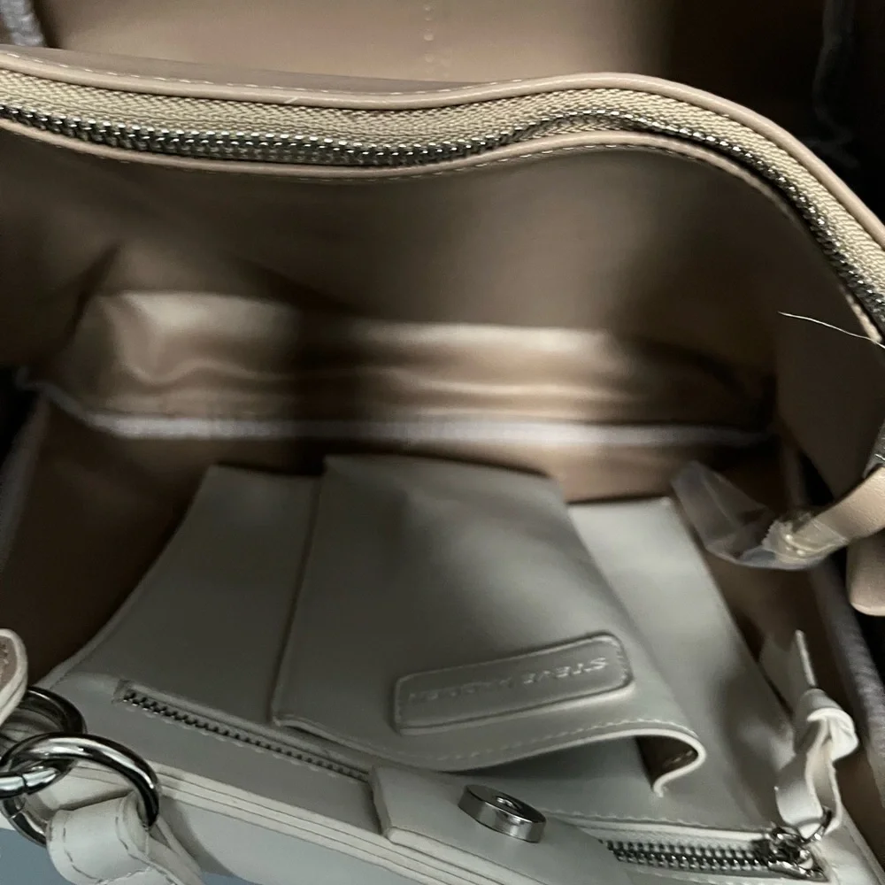 Steve Madden Vanilla Cream B swagger Tote Shoulder Bag Silver Chain Charms NWT - Picture 12 of 15